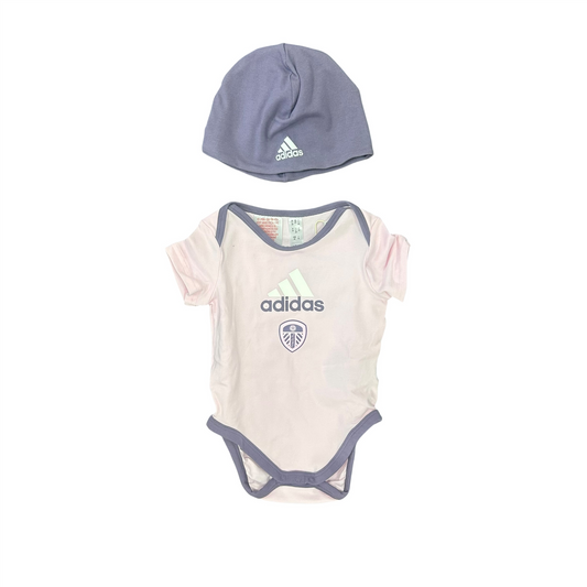 LAST 10X LEEDS ADIDAS BABY SETS FOOTBALL, £4 EACH, PACK PRICE £40